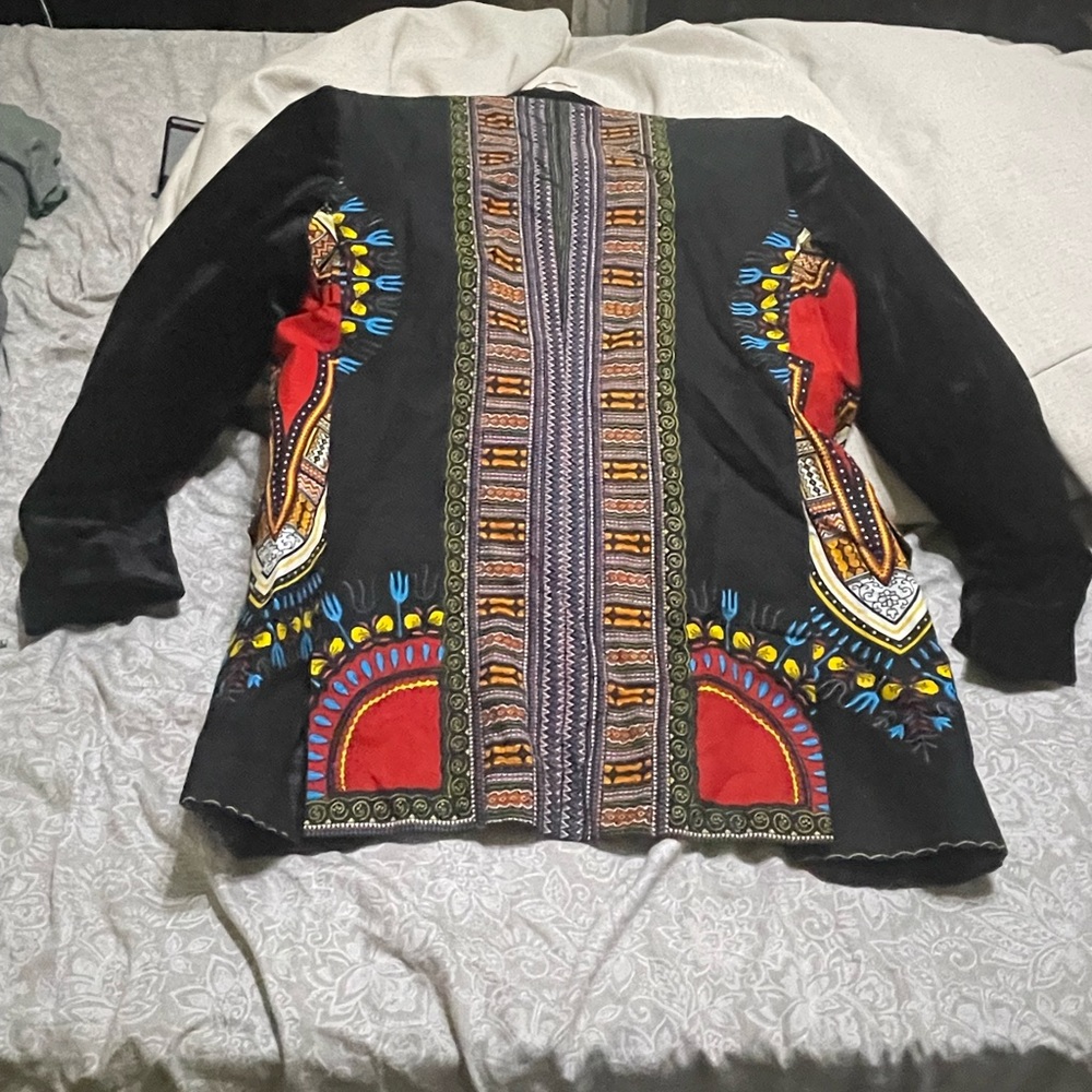 Medium size maybe a Large..